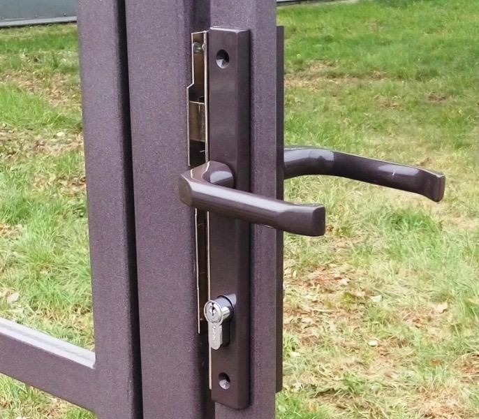 Как выбрать уличный замок для калитки или какой замок установить в калитку на улицу? Как выбрать уличный замок для калитки или какой замок установить в калитку на улицу?
